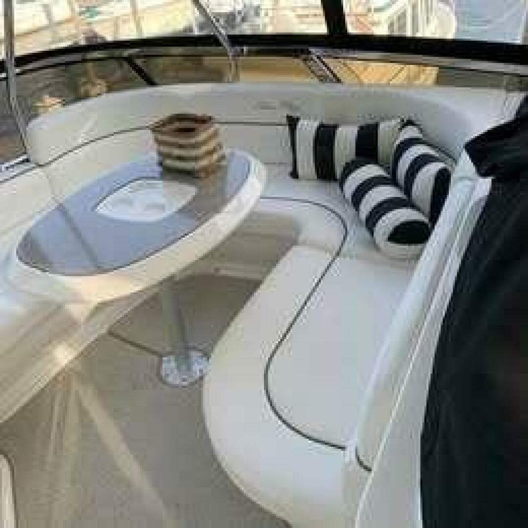 2007 Sea Ray 529 Sedan Bridge