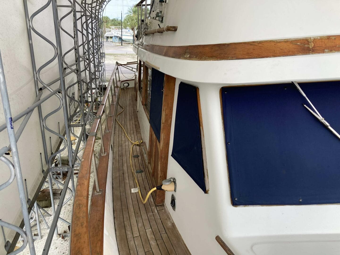 1981 Albin Double Cabin