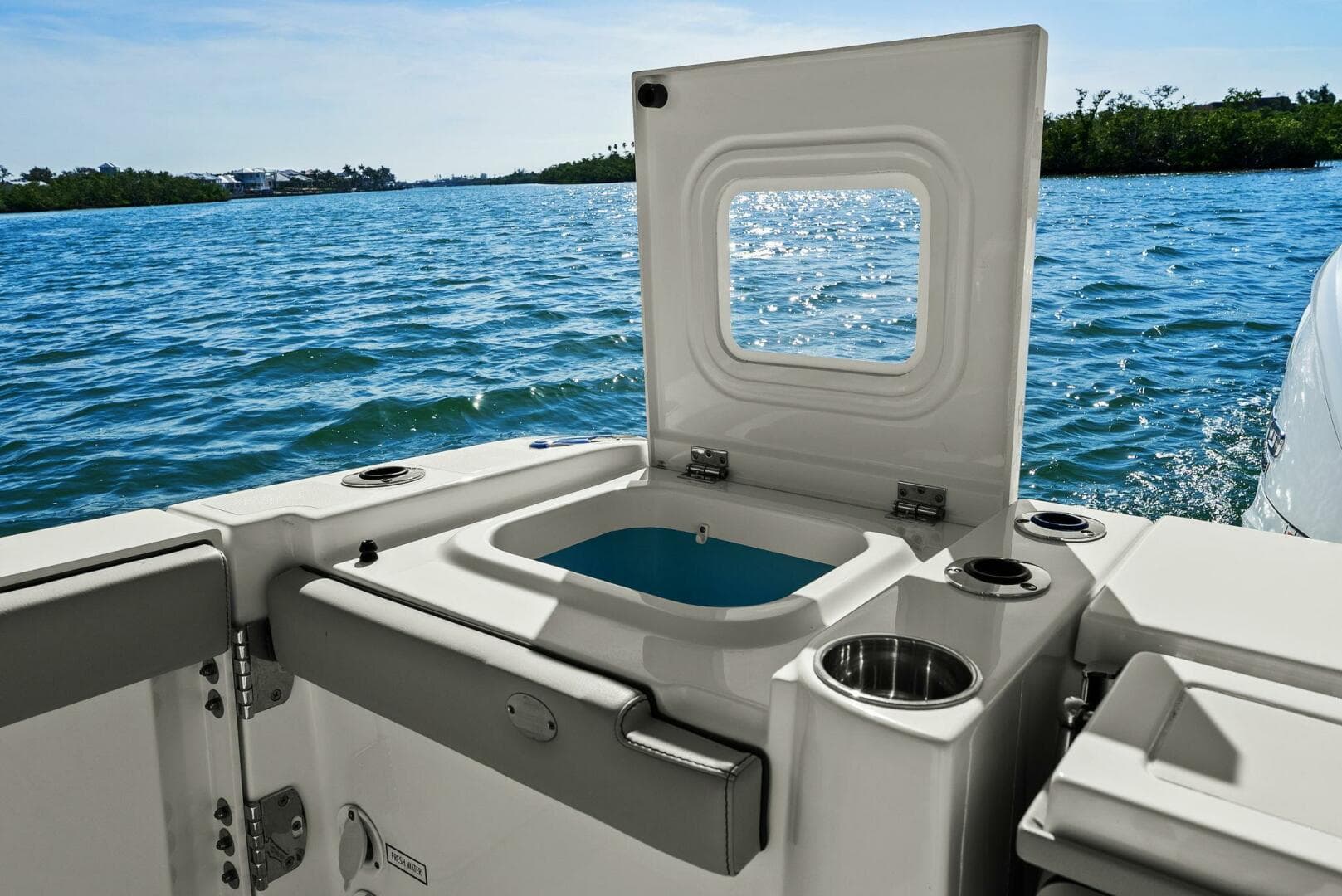 2024 Pursuit S 358 Sport - Livewell