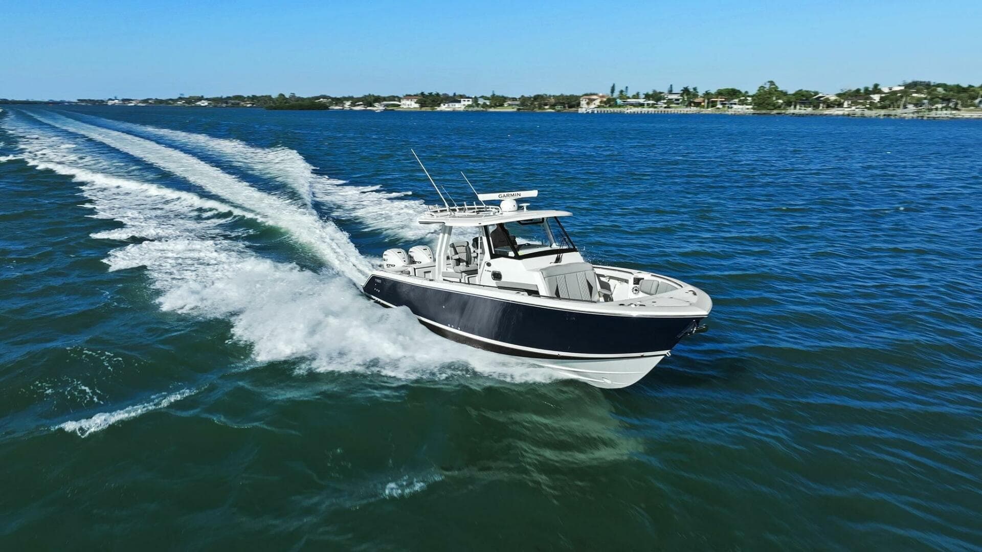 2024 Pursuit S 358 Sport - Profile 