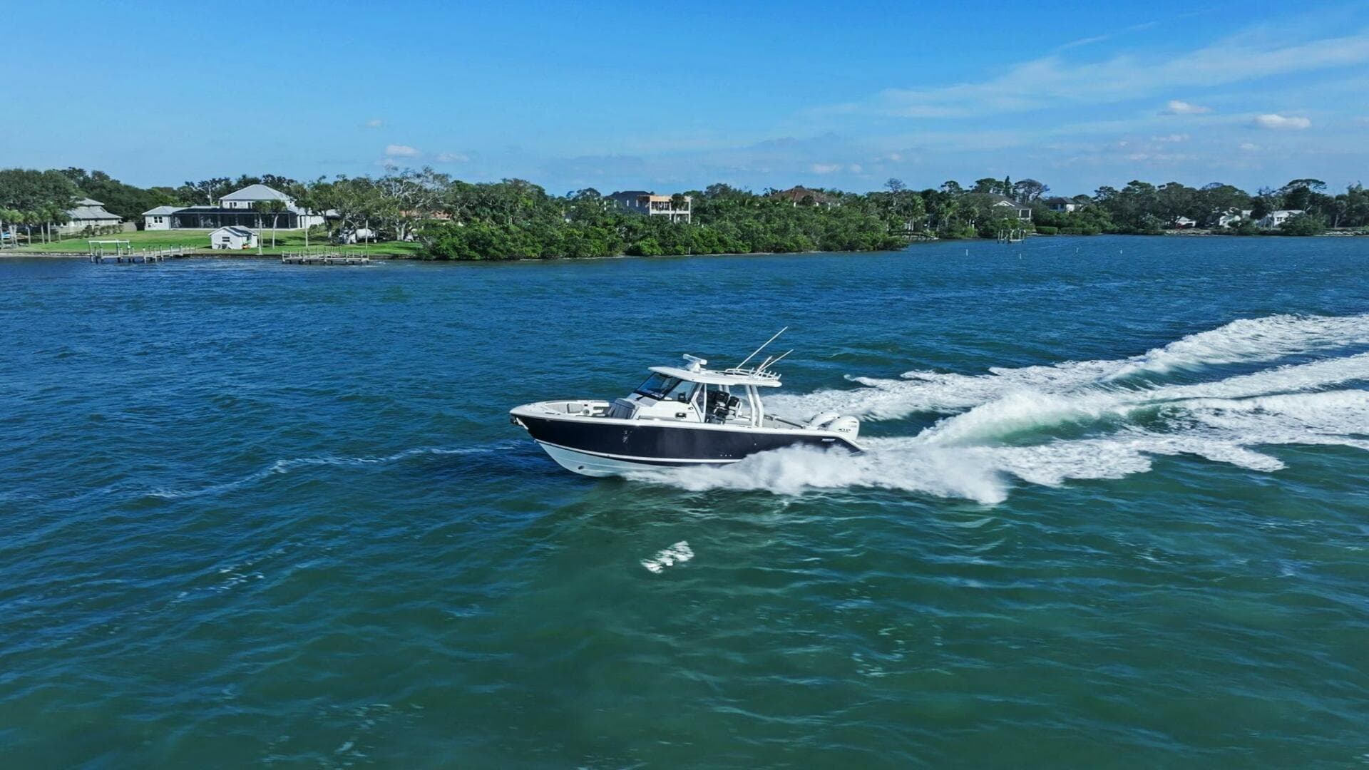 2024 Pursuit S 358 Sport - Profile 