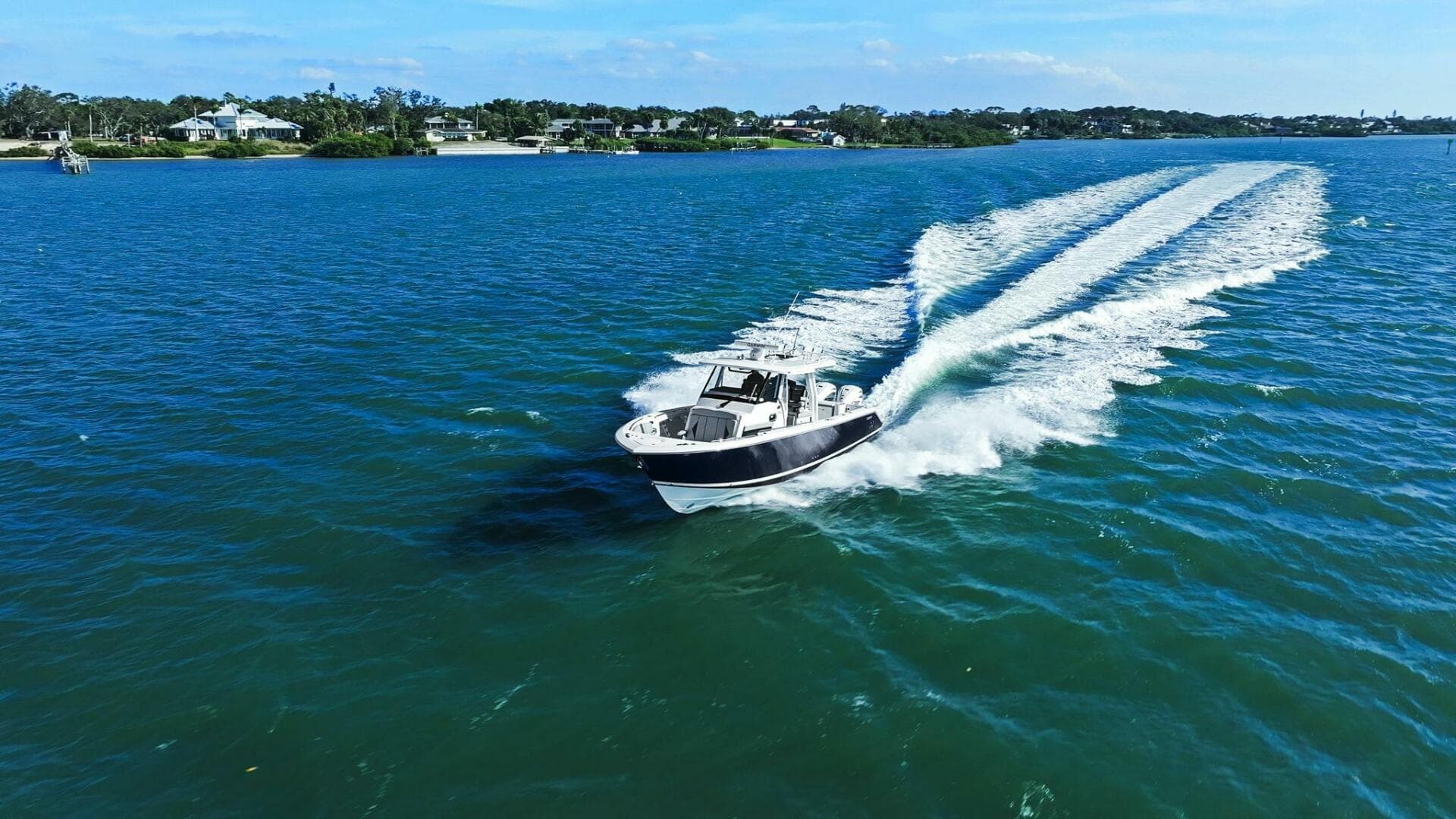 2024 Pursuit S 358 Sport - Profile 