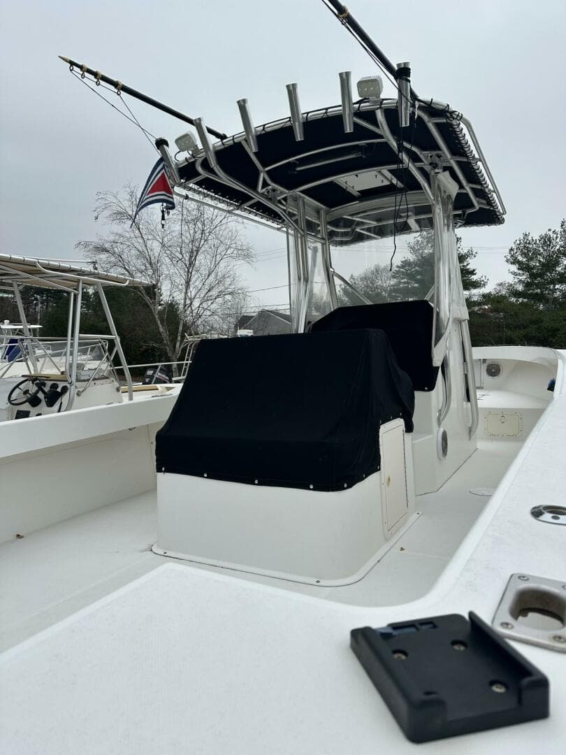 2004 Ocean Master 31 Center Console