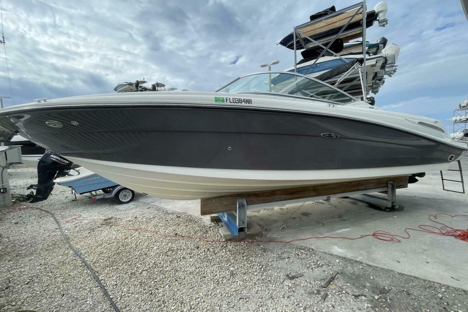 2008 Sea Ray 270 SLX