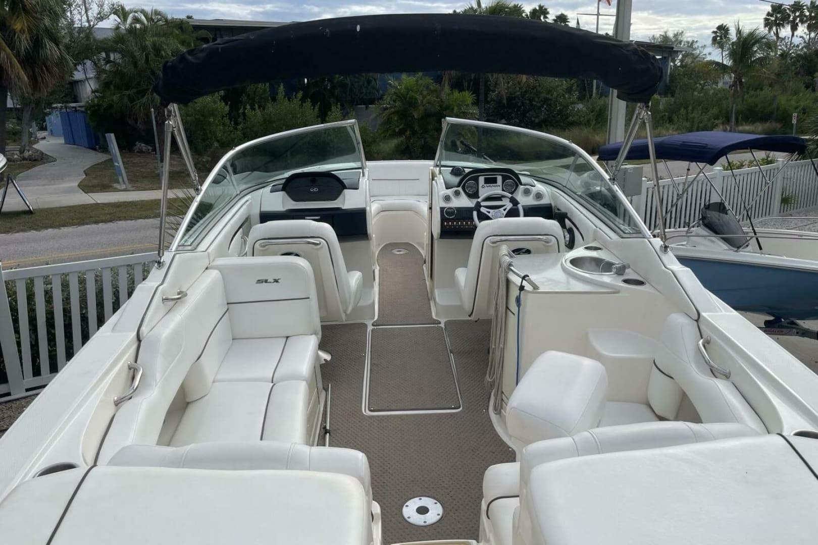 2008 Sea Ray 270 SLX
