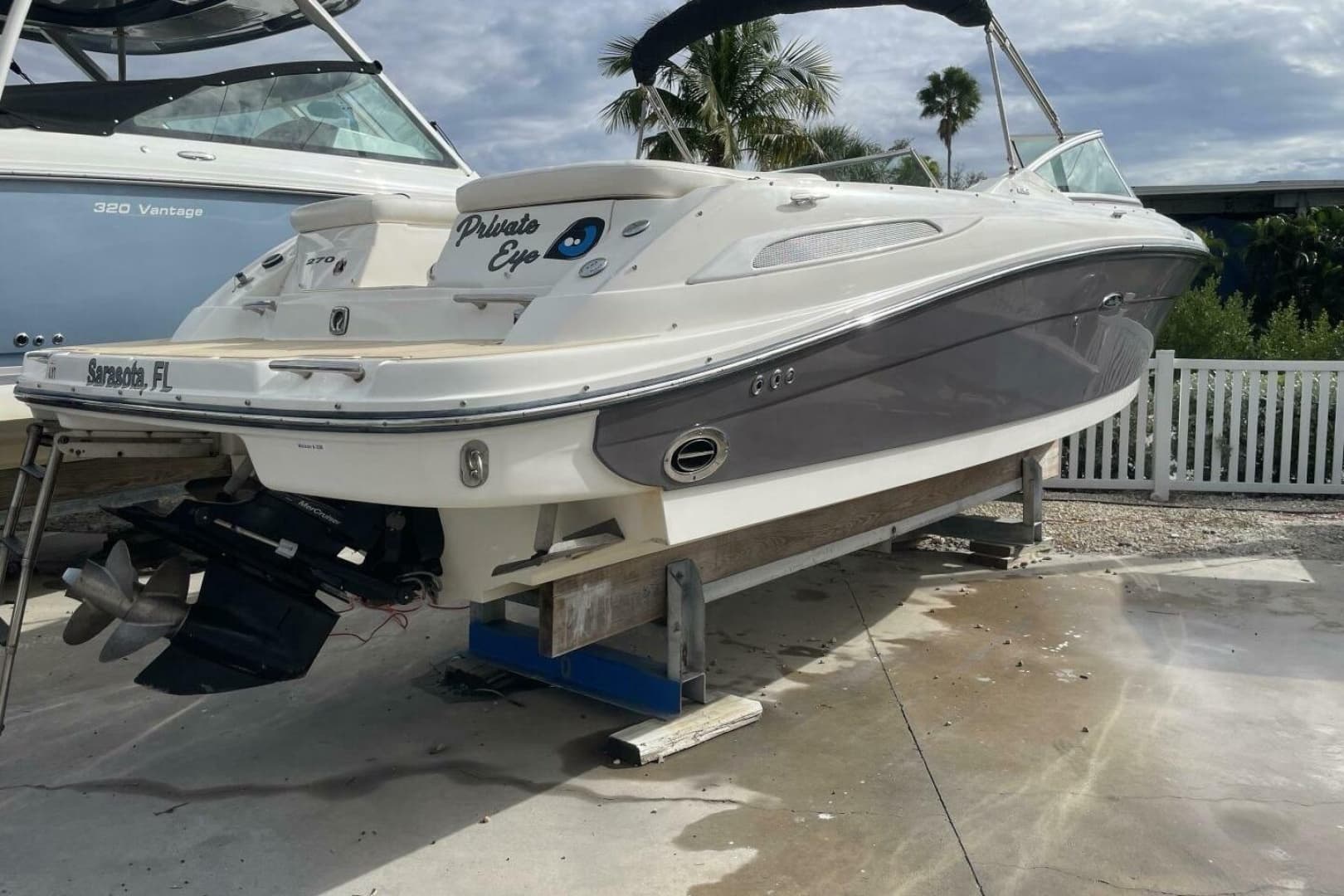 2008 Sea Ray 270 SLX