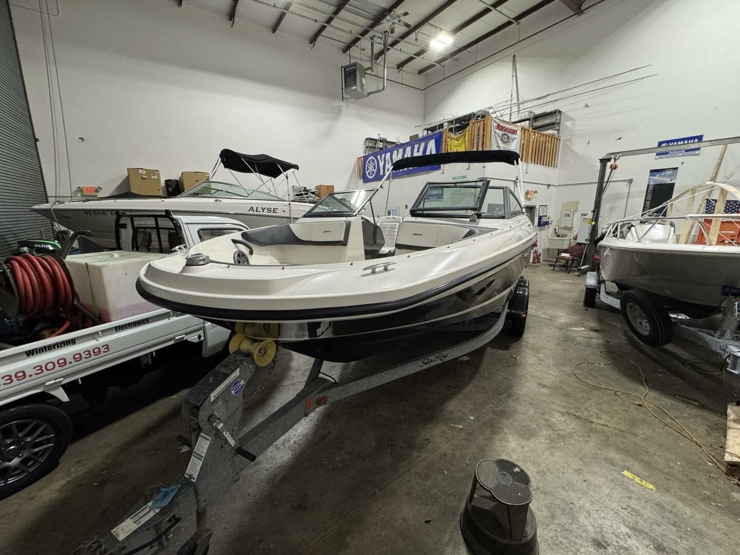 2016 Sea Ray 210SPX-OB