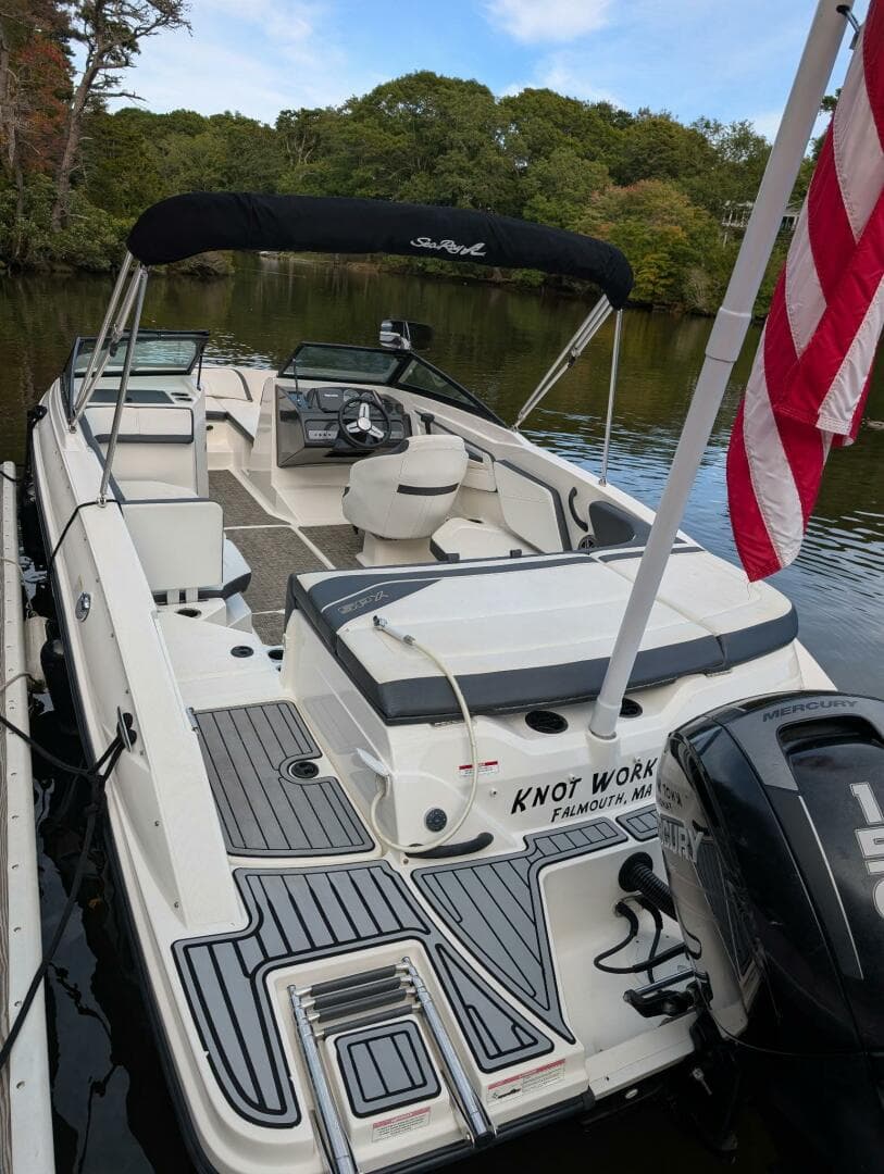 2016 Sea Ray 210SPX-OB