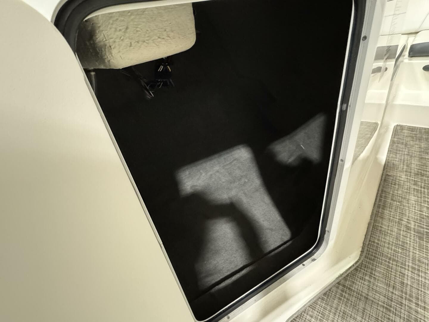 2016 Sea Ray 210SPX-OB