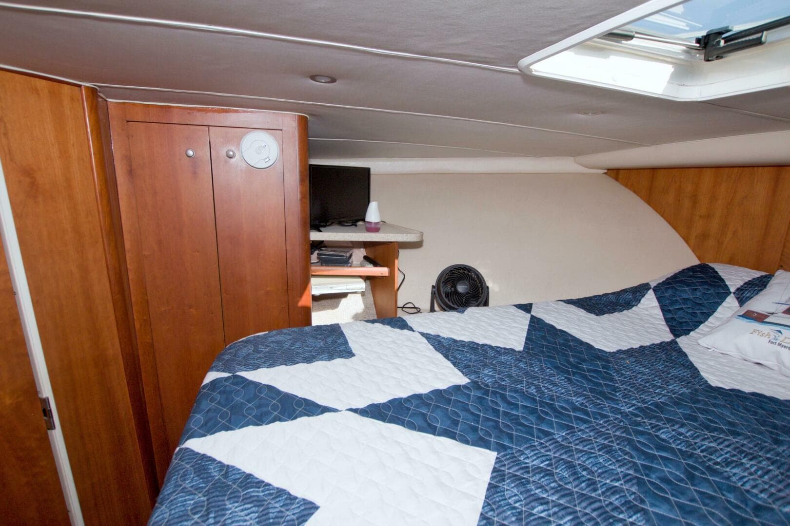 1998 Luhrs 36 Convertible