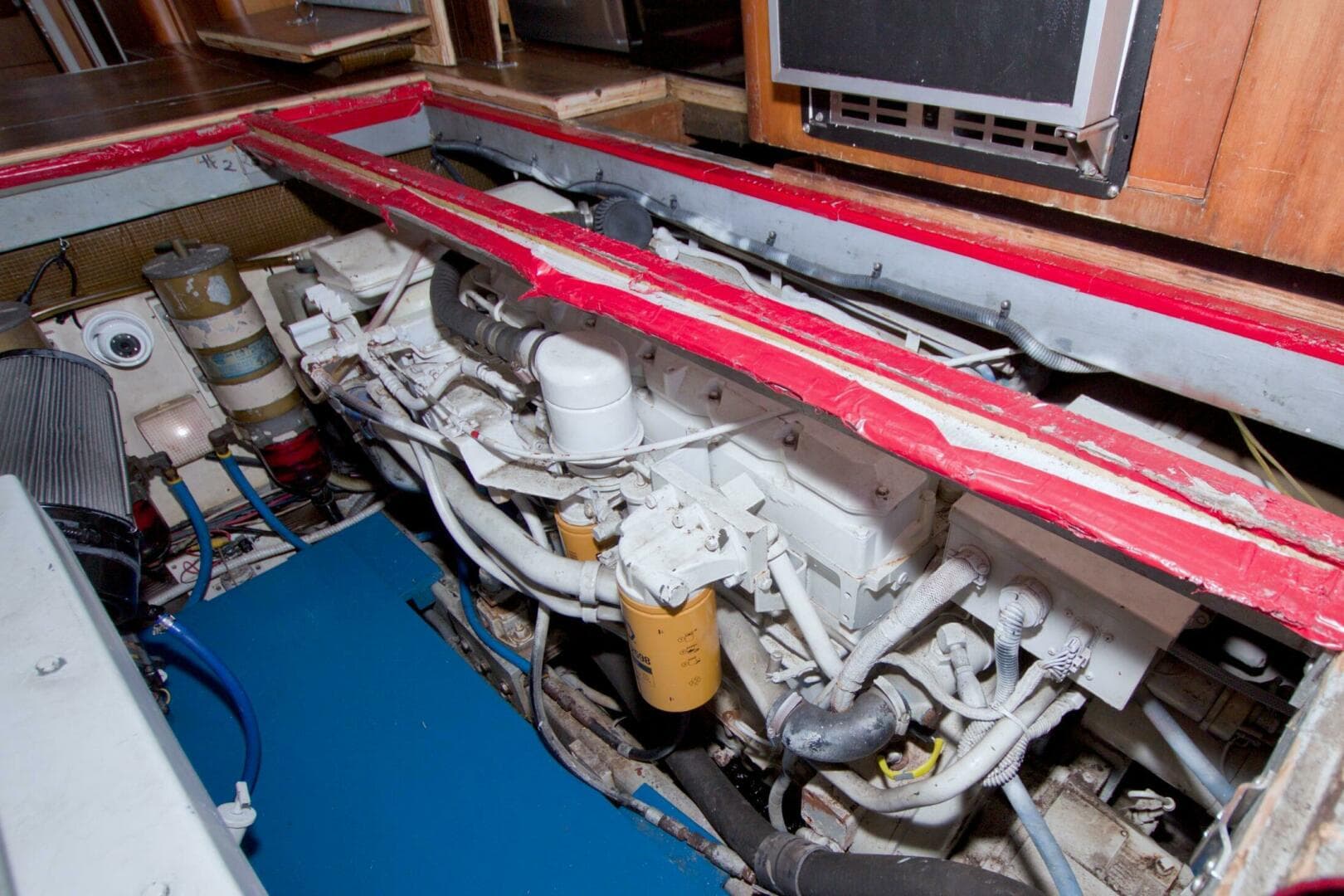 1998 Luhrs 36 Convertible