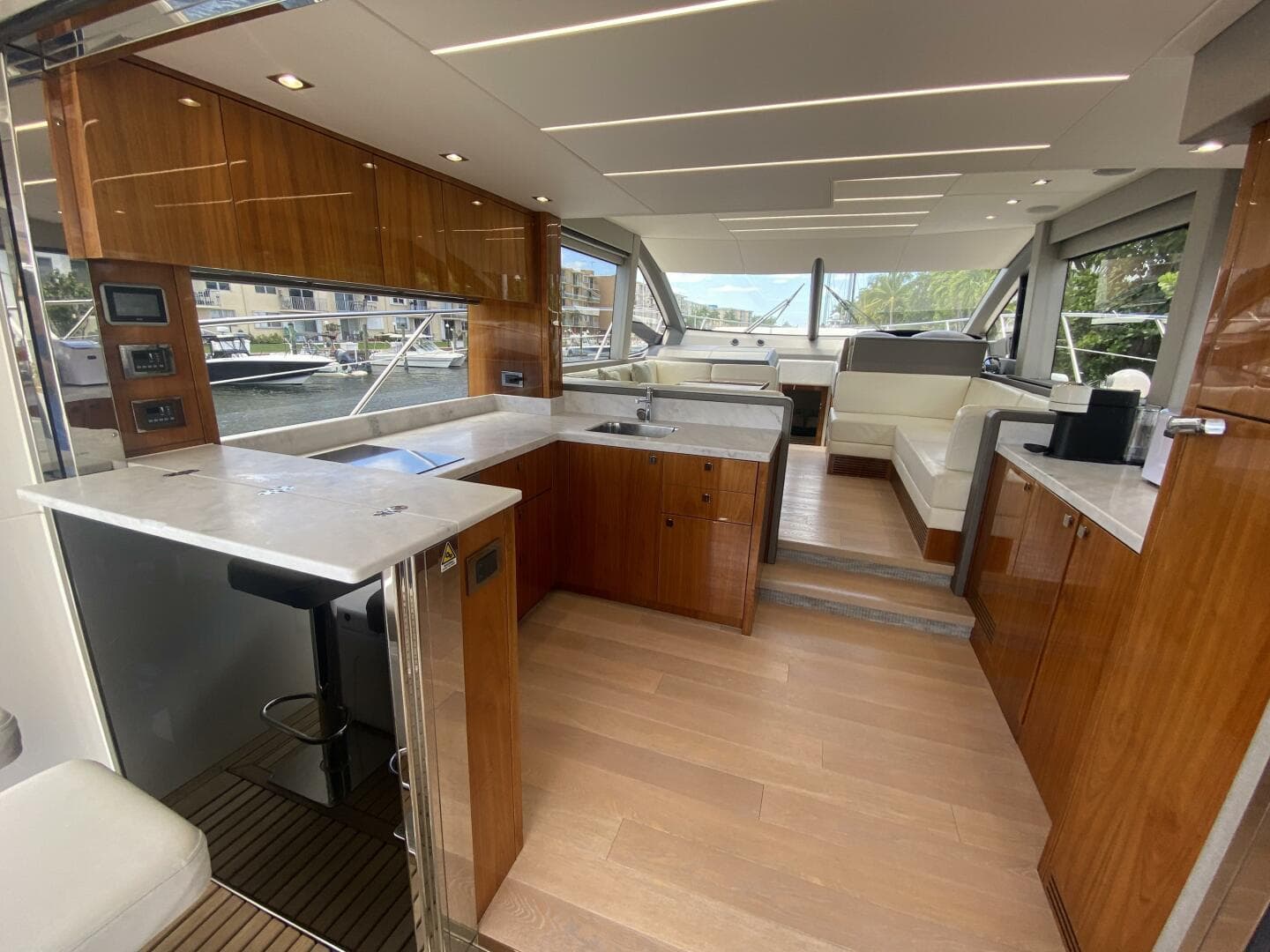 2017 Sunseeker 52 Manhattan