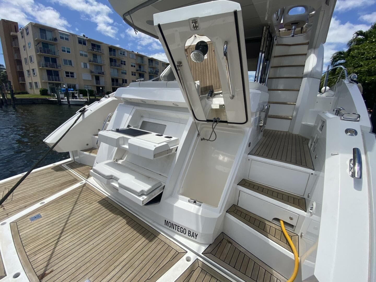2017 Sunseeker 52 Manhattan