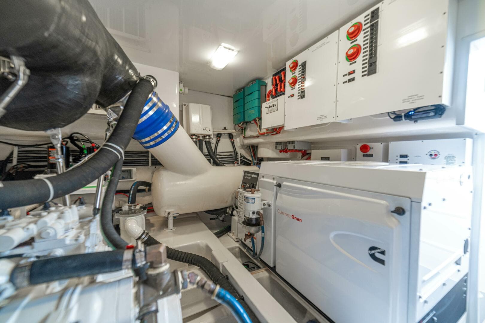 2016 Viking 66 Convertible