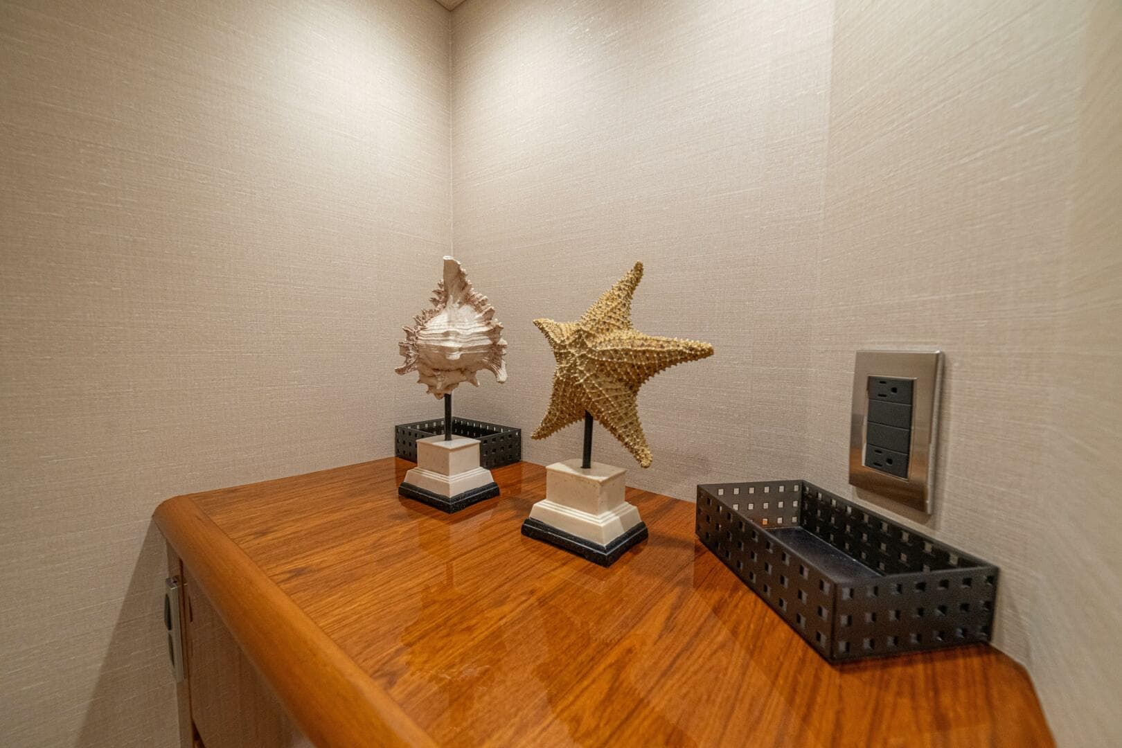 2016 Viking 66 Convertible