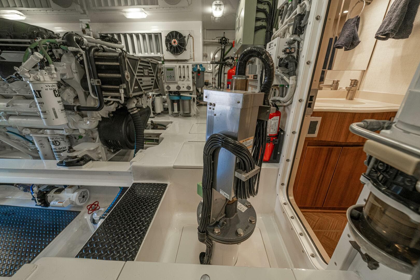 2016 Viking 66 Convertible Watts Up