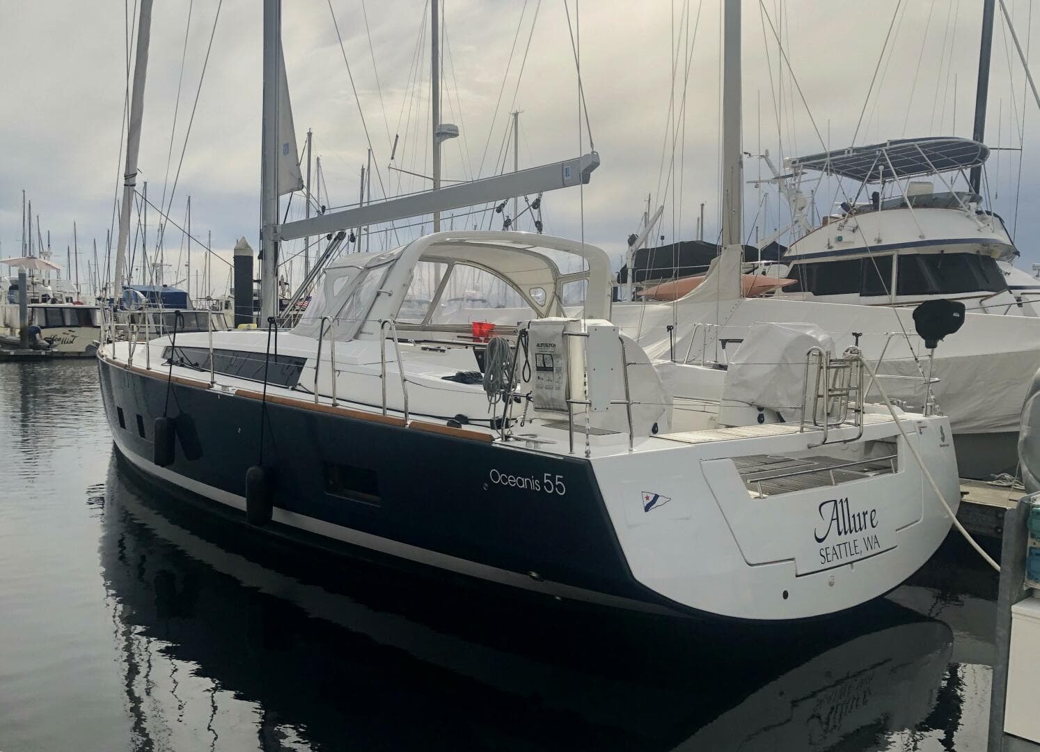 2014 Beneteau Oceanis 55