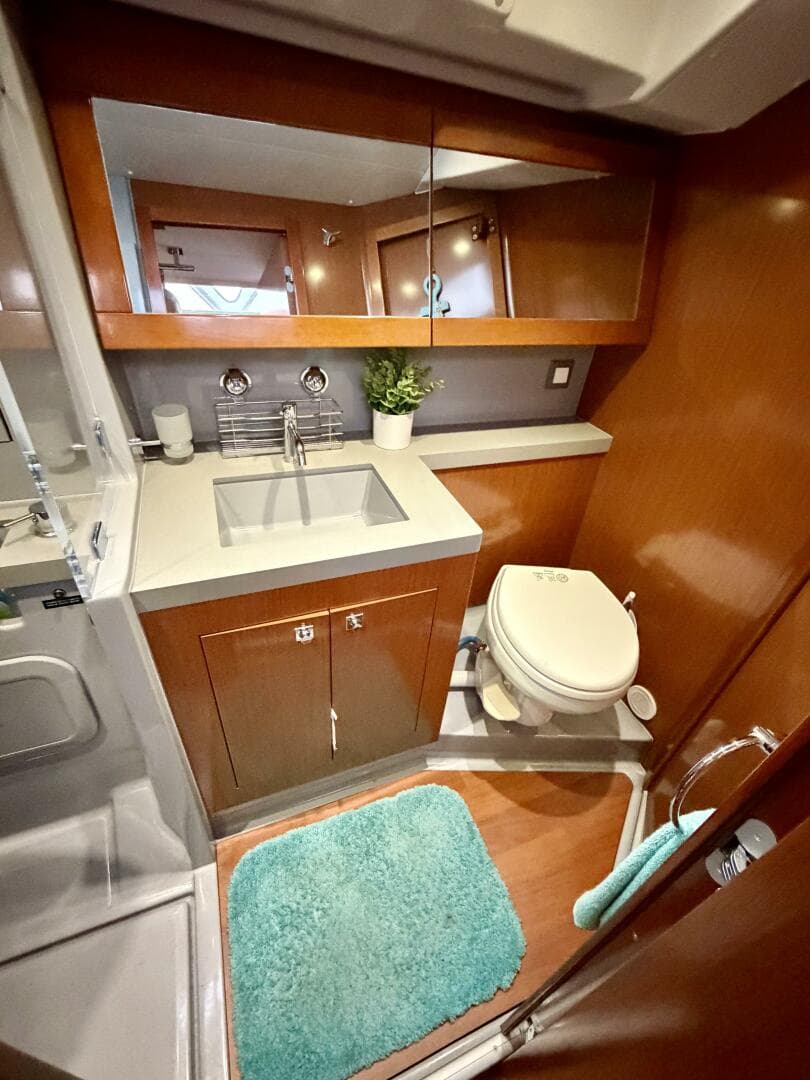 2014 Beneteau Oceanis 55