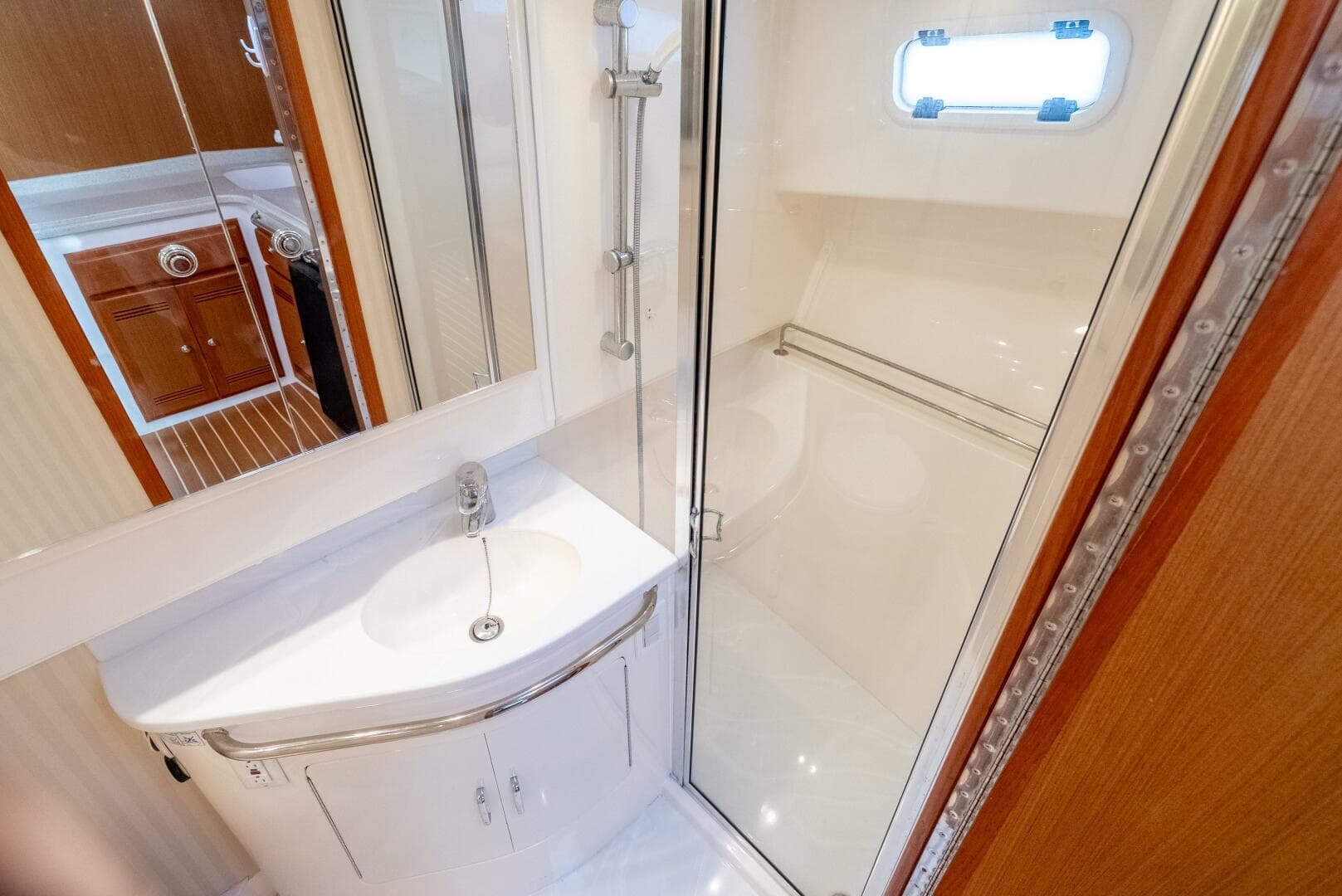 2007 Cabo 40 Express