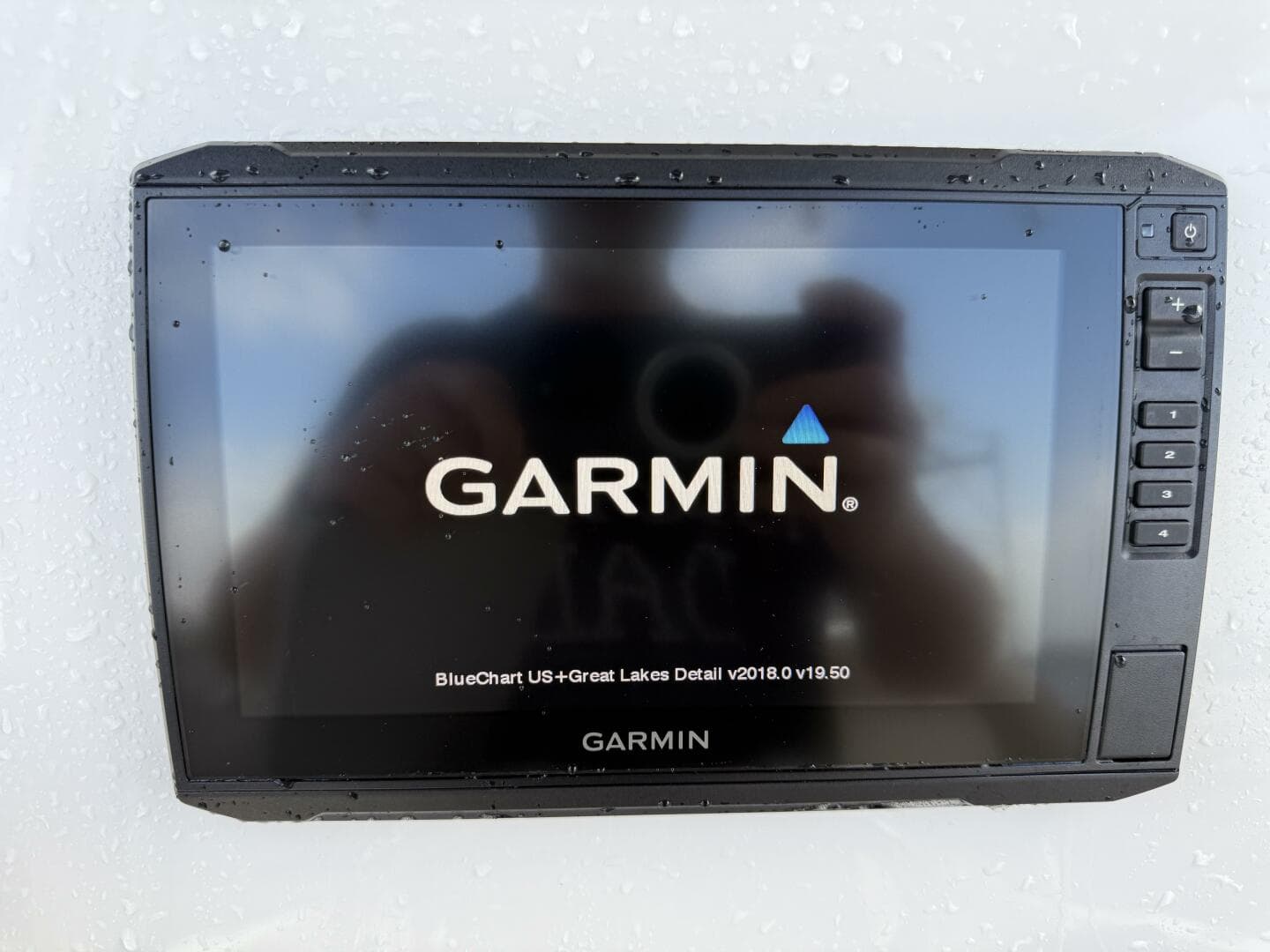 2019 Key West 239 CC Fwd Seating