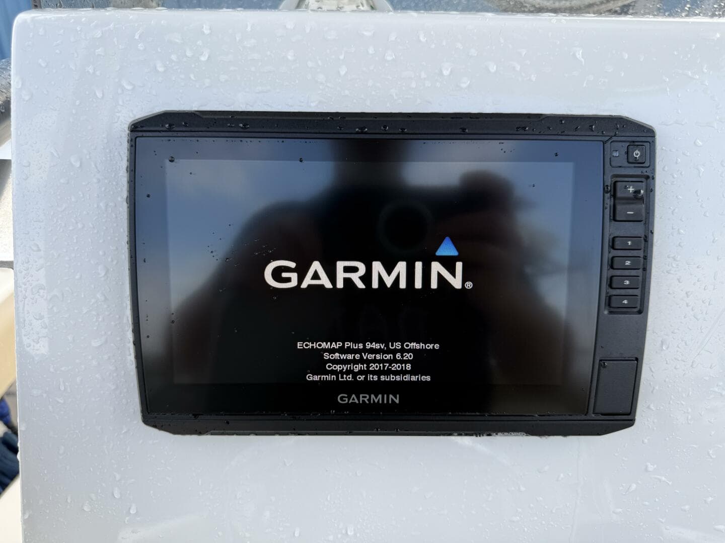 2019 Key West 239 CC Fwd Seating