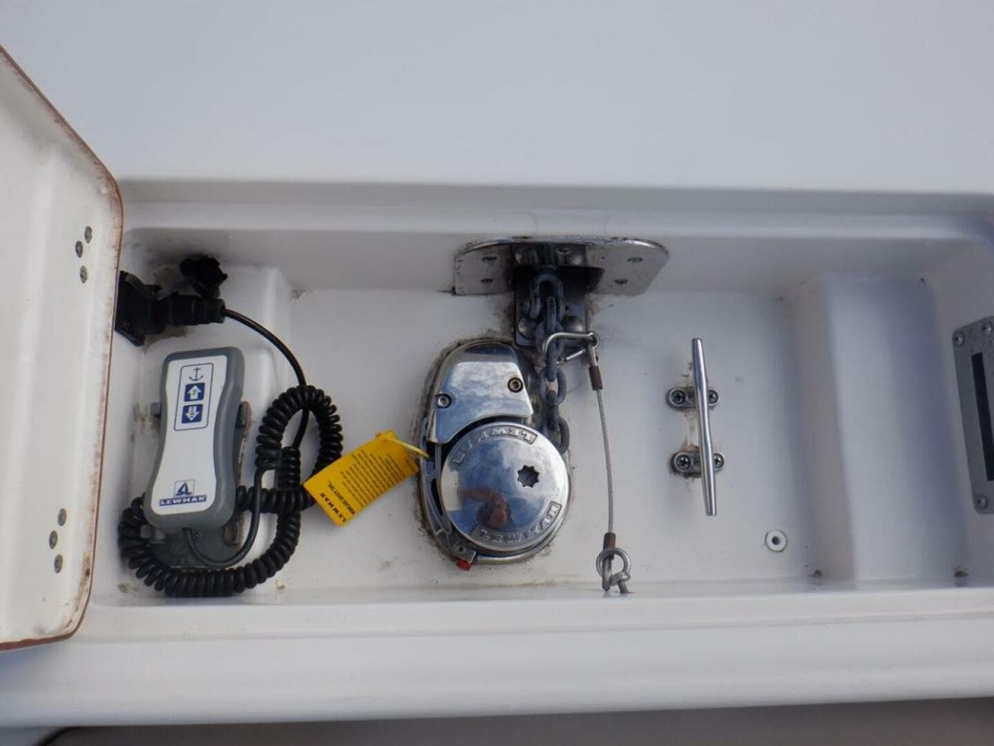 2017 Sailfish 290 CC