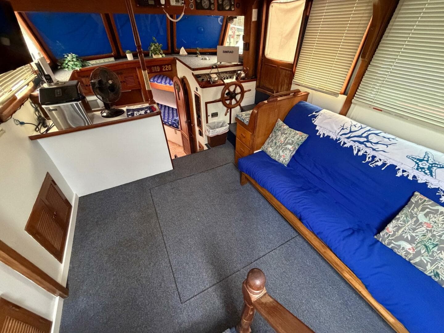 1984 Golden Star Trawler