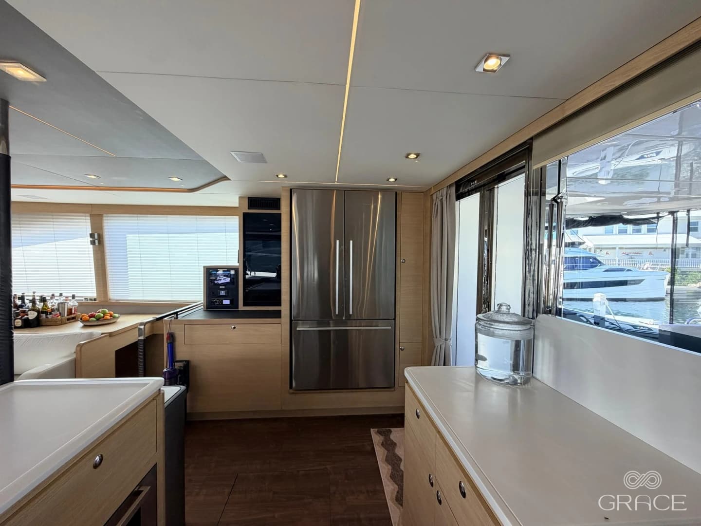 2022 Aquila 54 Yacht