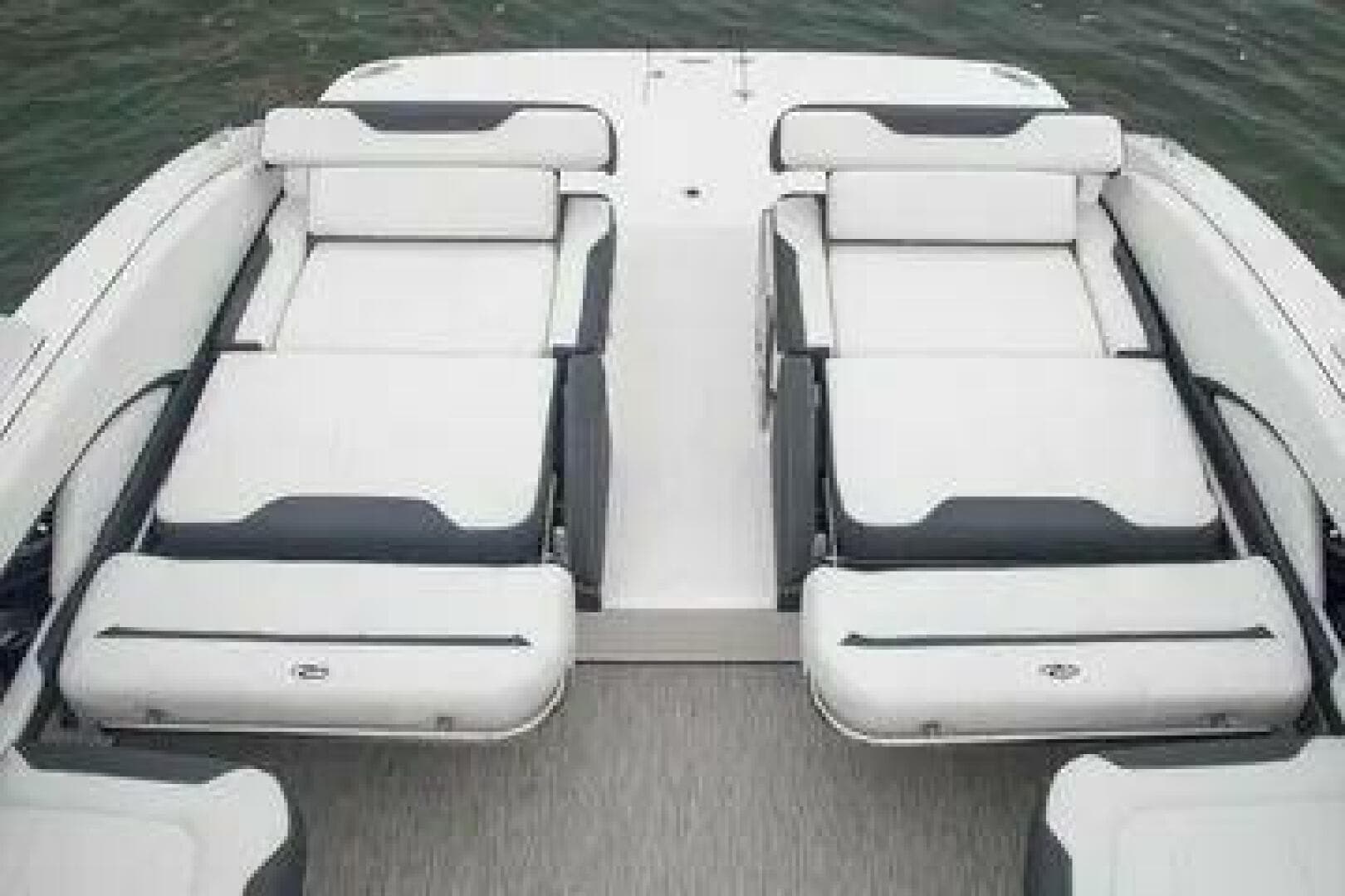 2016 Regal 3200 Bowrider