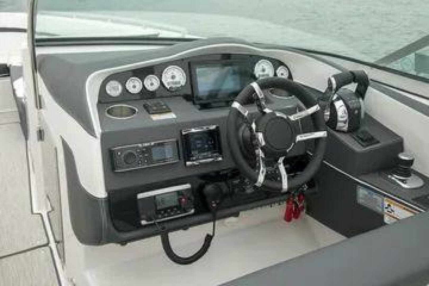 2016 Regal 3200 Bowrider