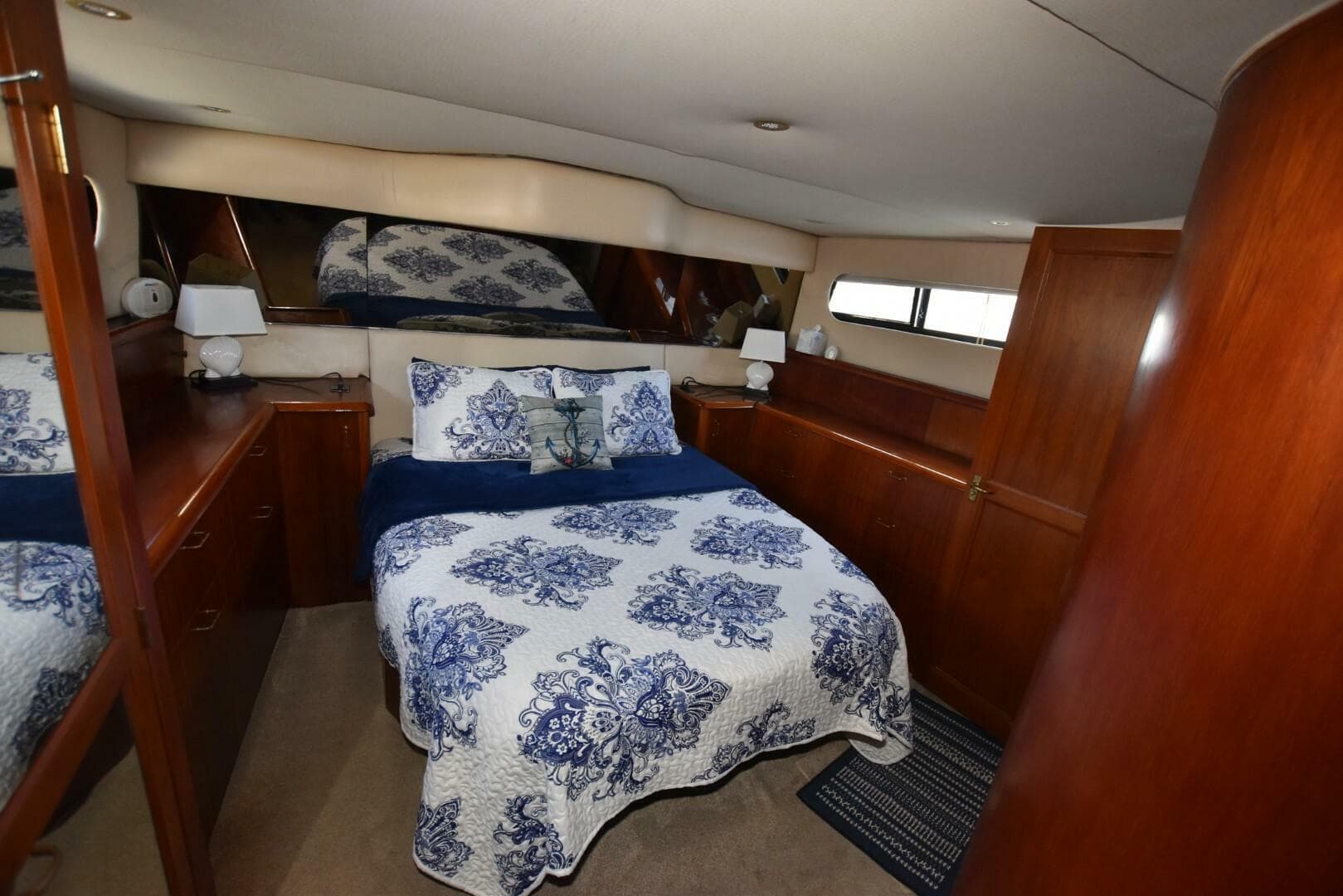 1993 Ocean Yachts 44 Motoryacht