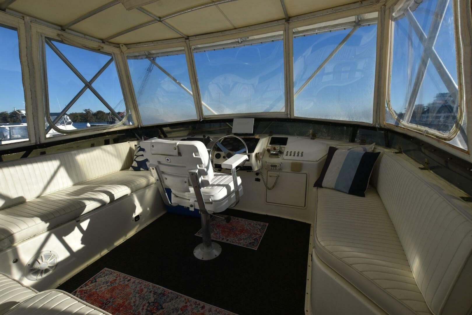 1993 Ocean Yachts 44 Motoryacht
