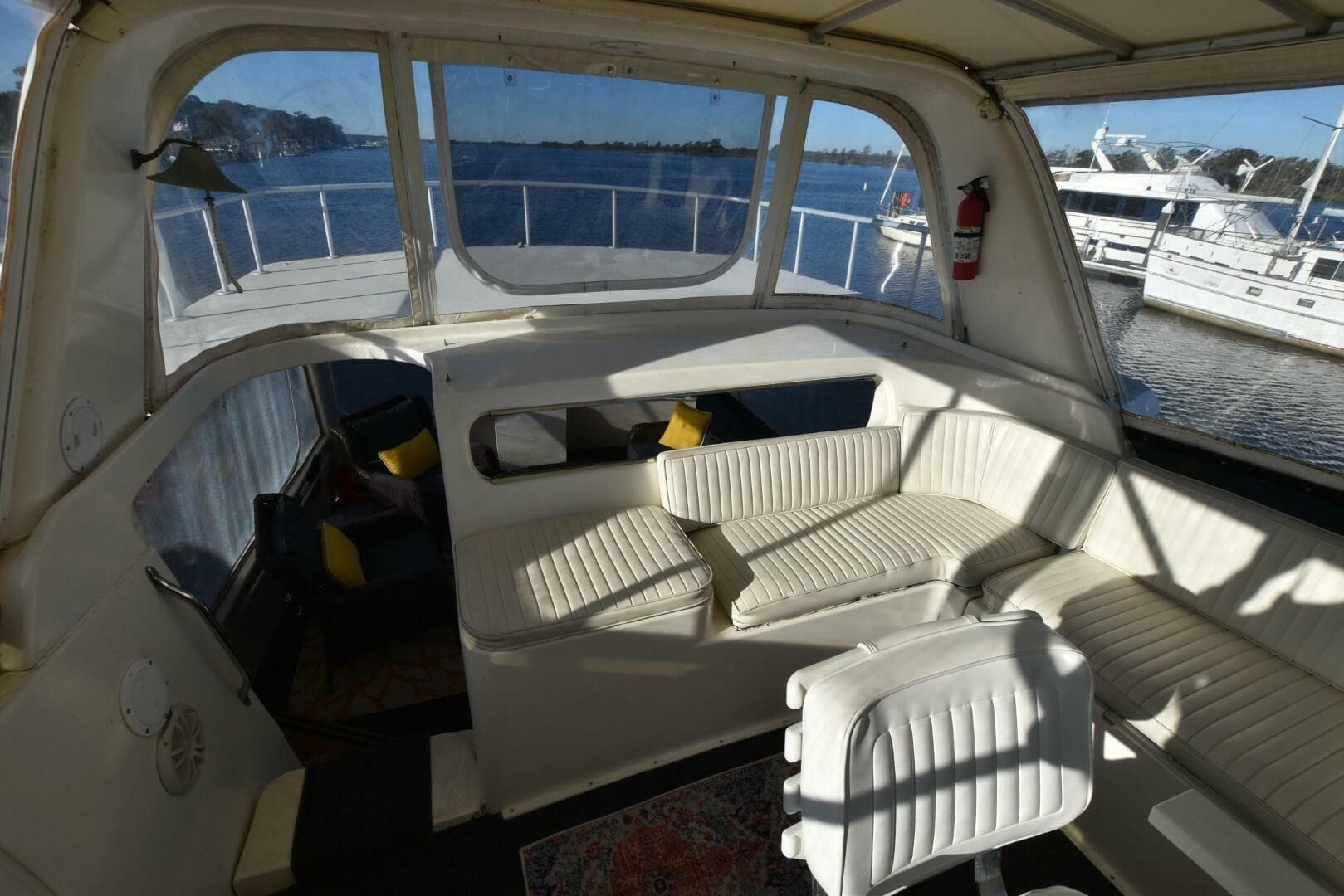 1993 Ocean Yachts 44 Motoryacht