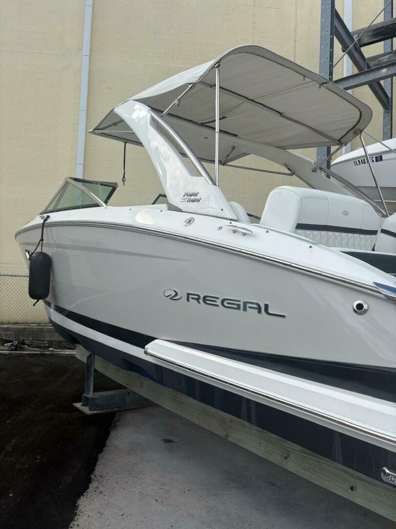 2022 Regal 29 OBX