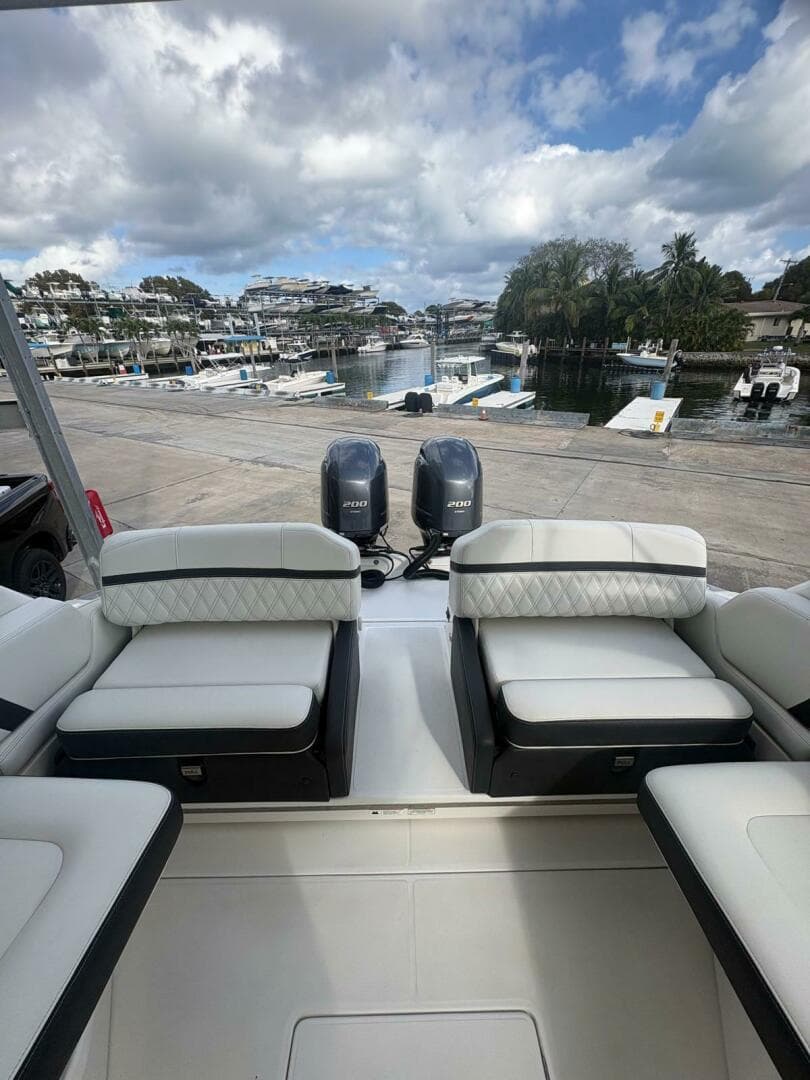 2022 Regal 29 OBX