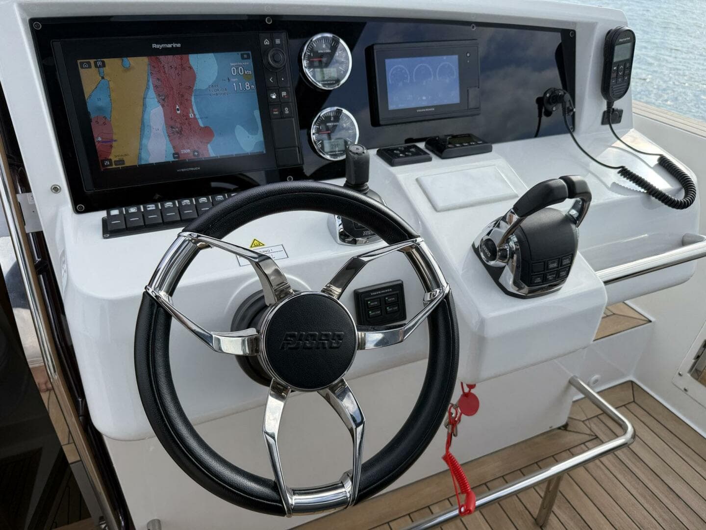 2019 Fjord 40 Open