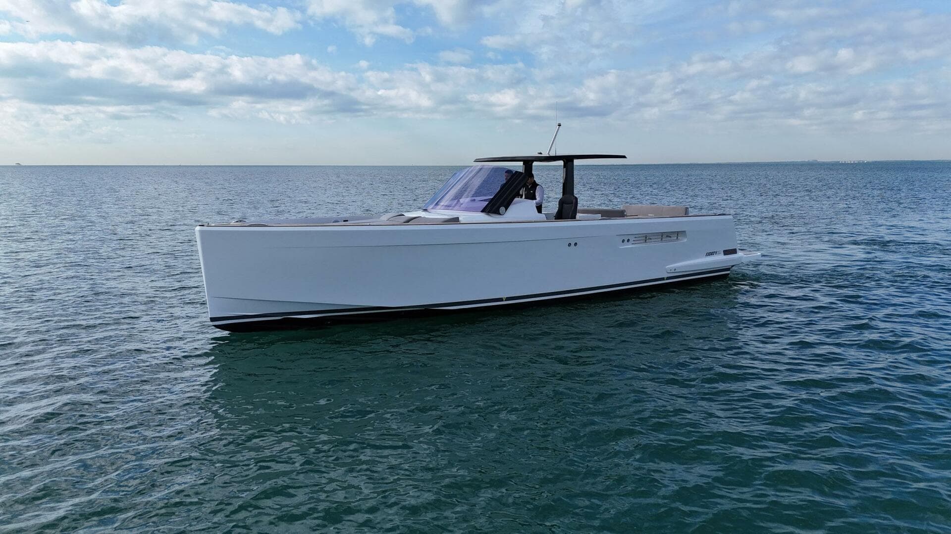 2019 Fjord 40 Open
