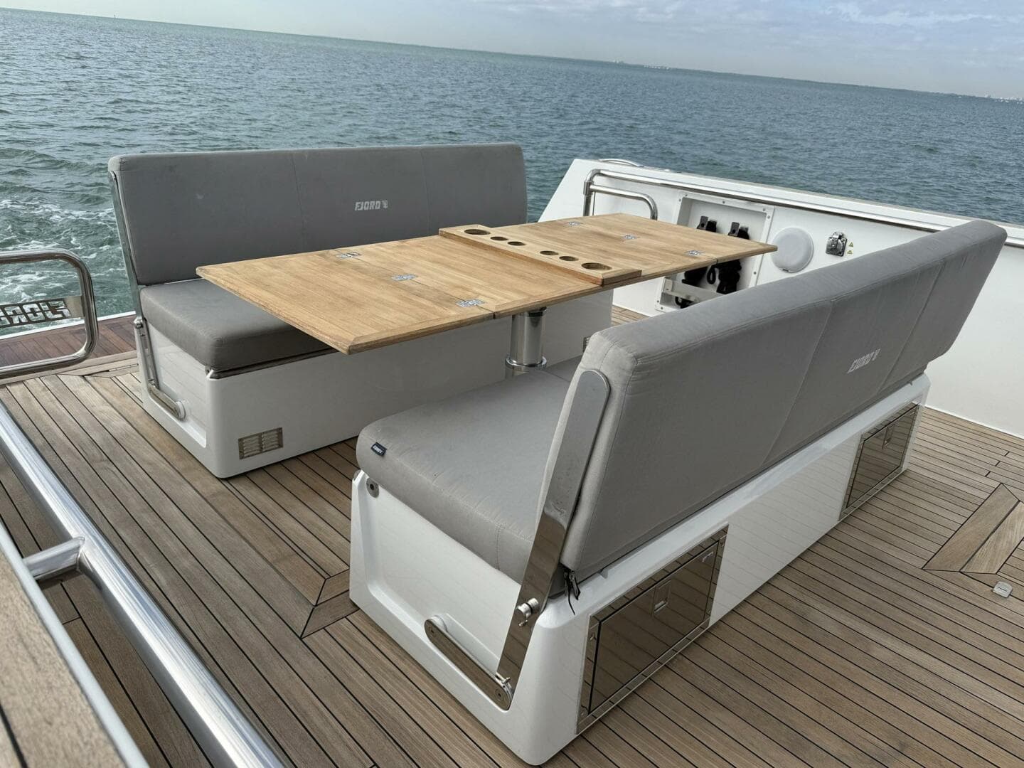 2019 Fjord 40 Open