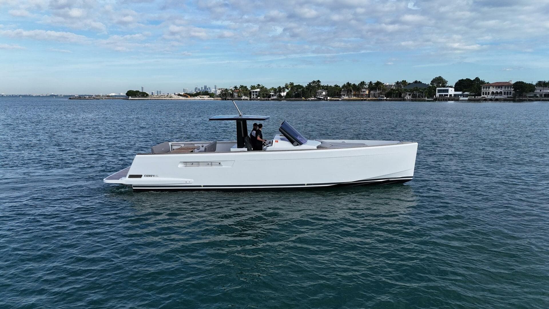 2019 Fjord 40 Open