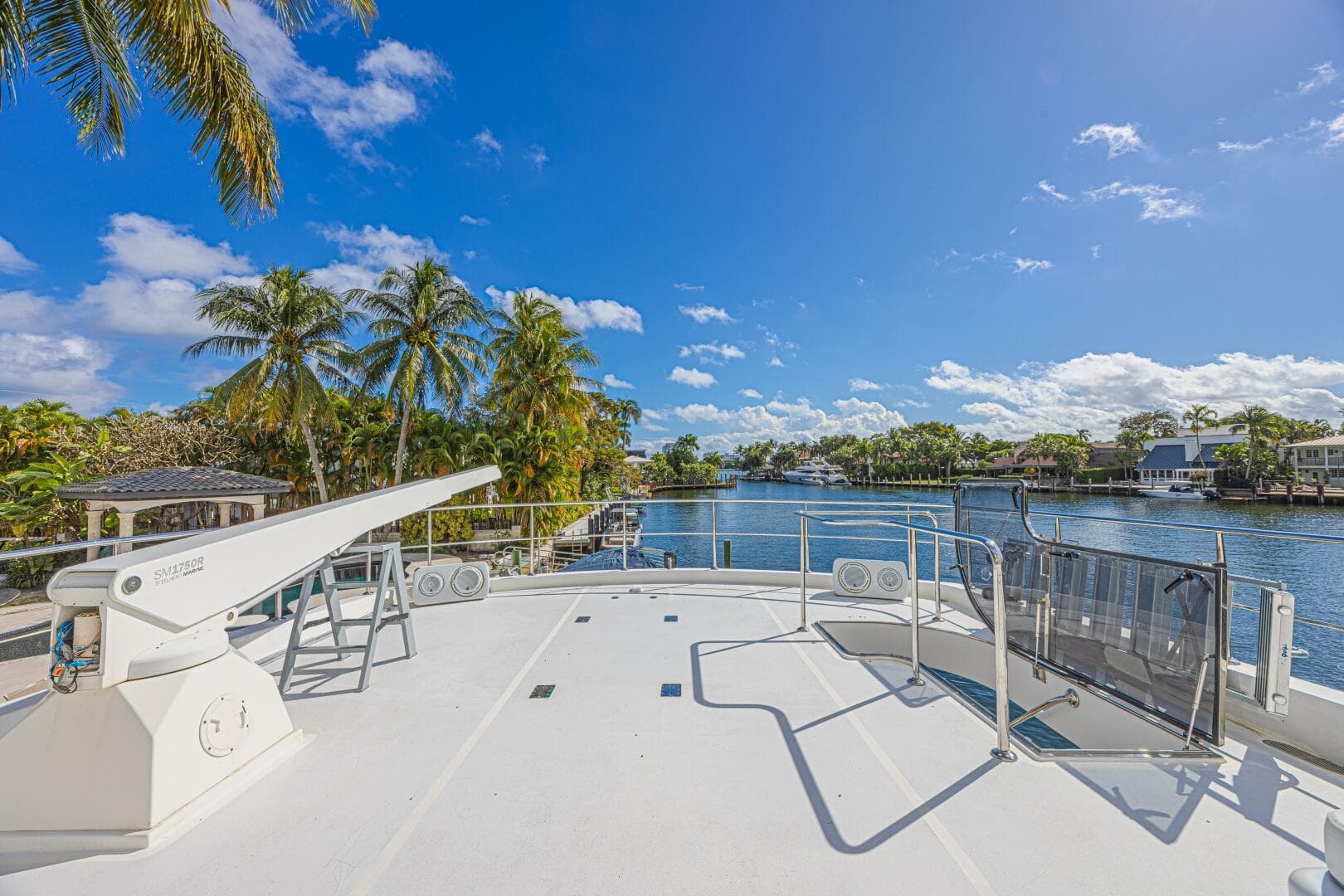 2010 Ocean Alexander 74 Motoryacht