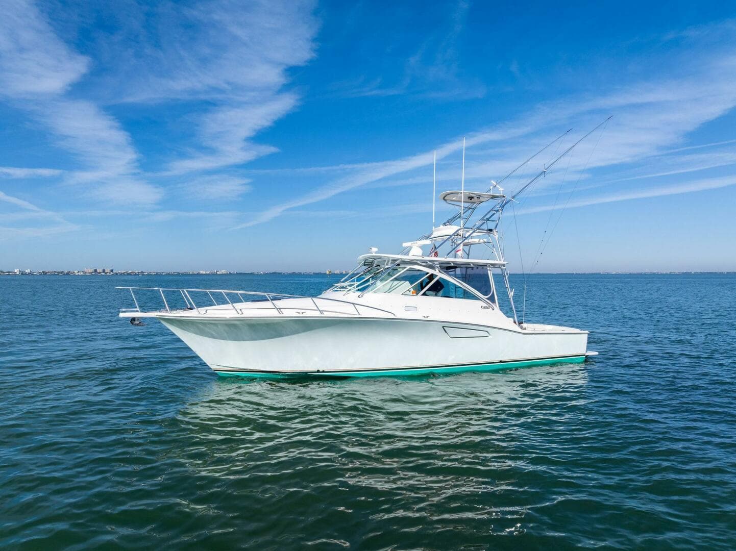 2005 40 Cabo Express - Miss B Halvin