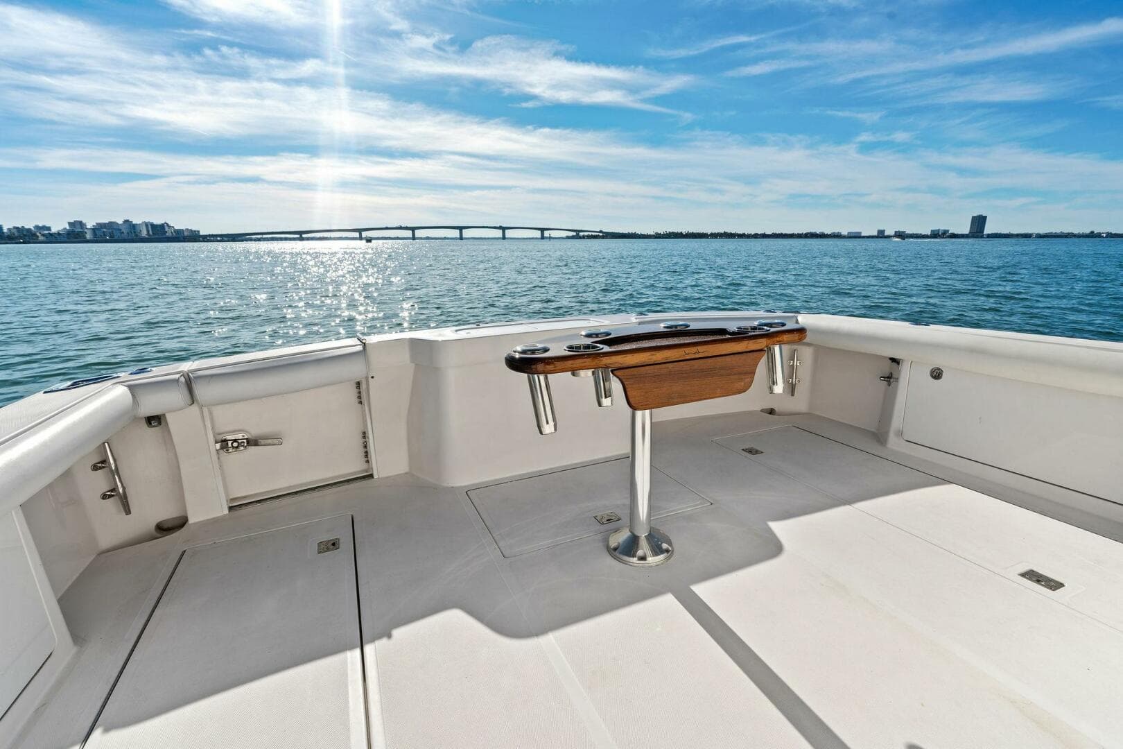 2005 40 Cabo Express - Miss B Halvin