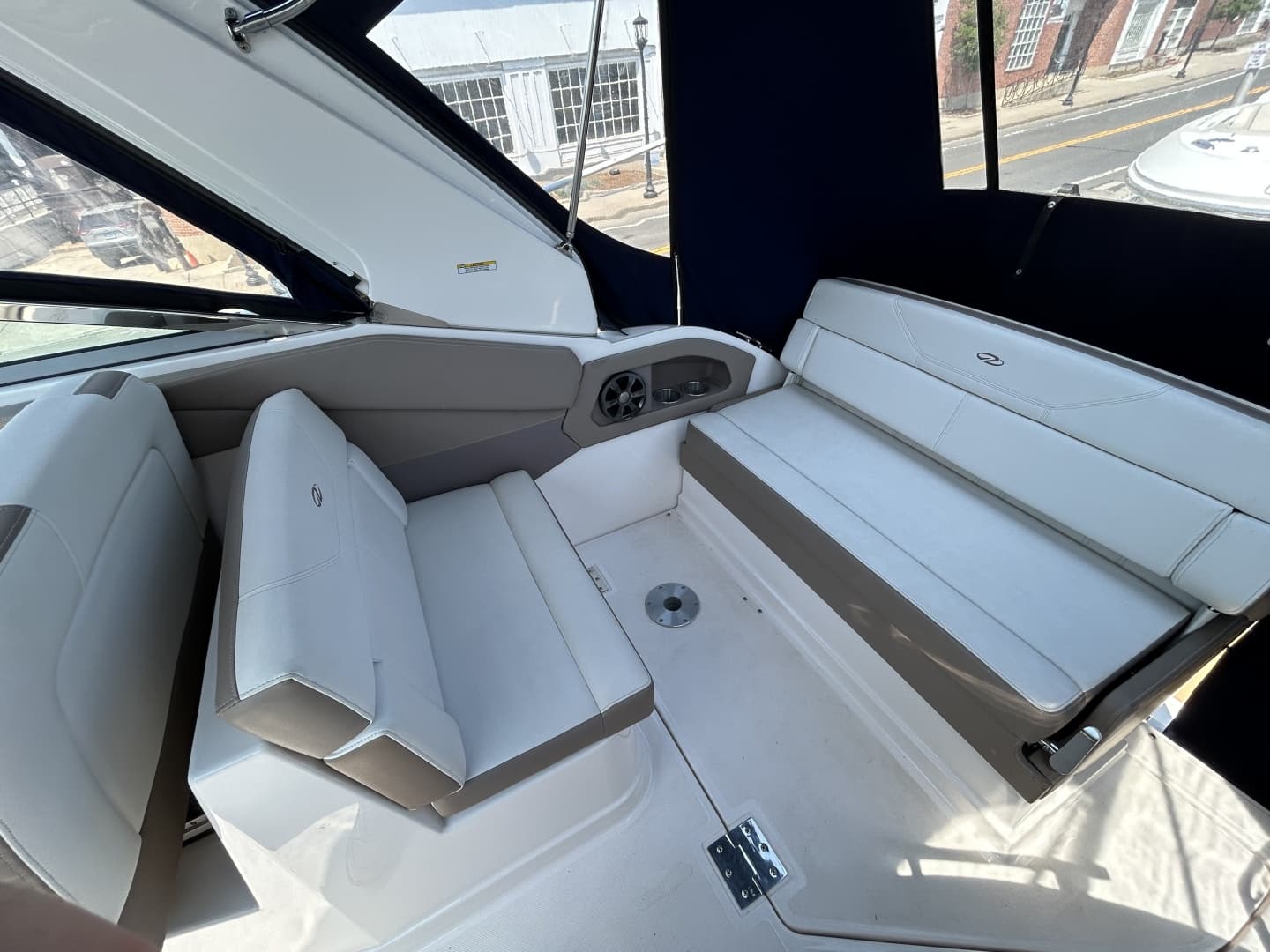 2017 Regal 28 Express