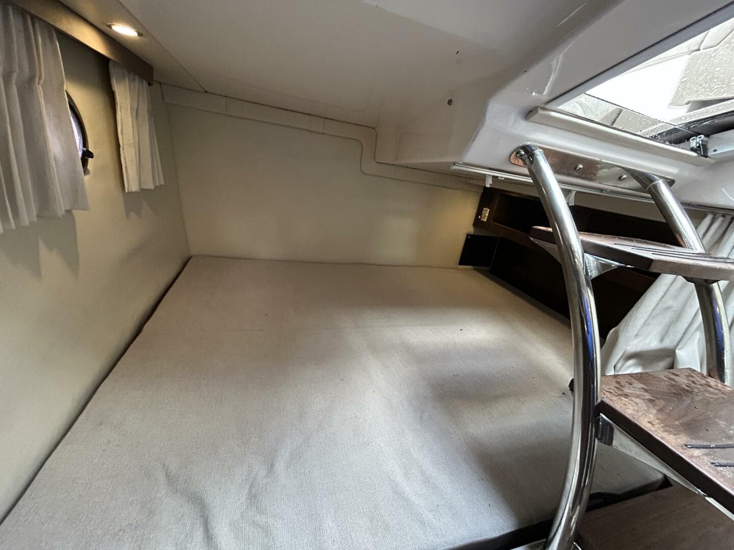 2017 Regal 28 Express