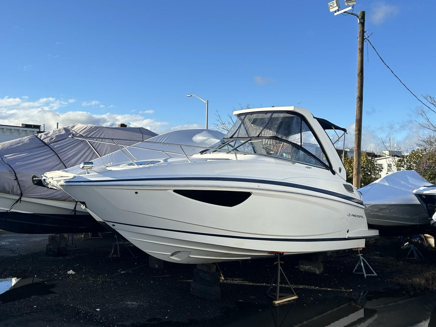 2017 Regal 28 Express