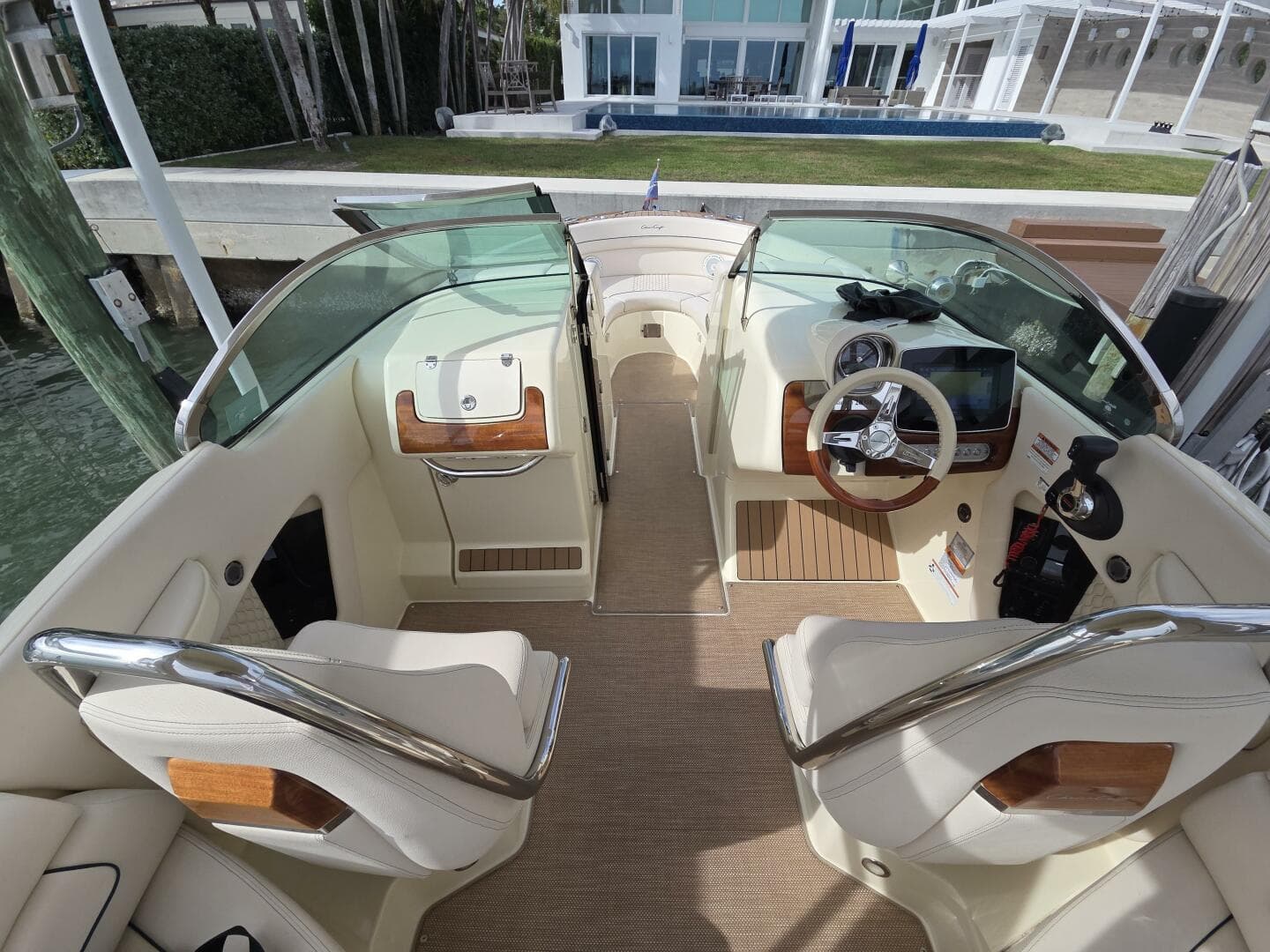 2023 Chris-Craft 28 Launch GT