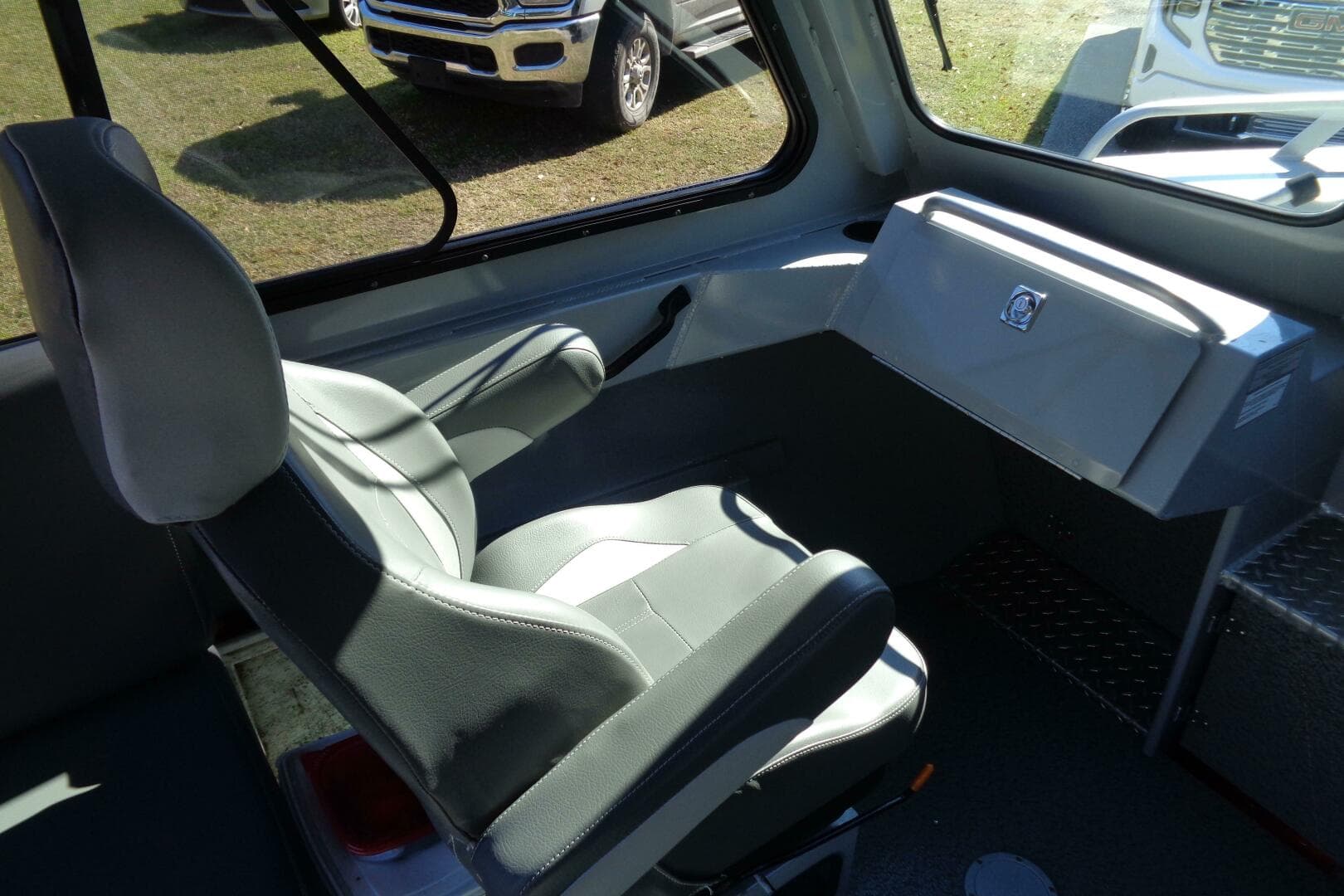 2022 Hewes 210 Sea Runner ET HT