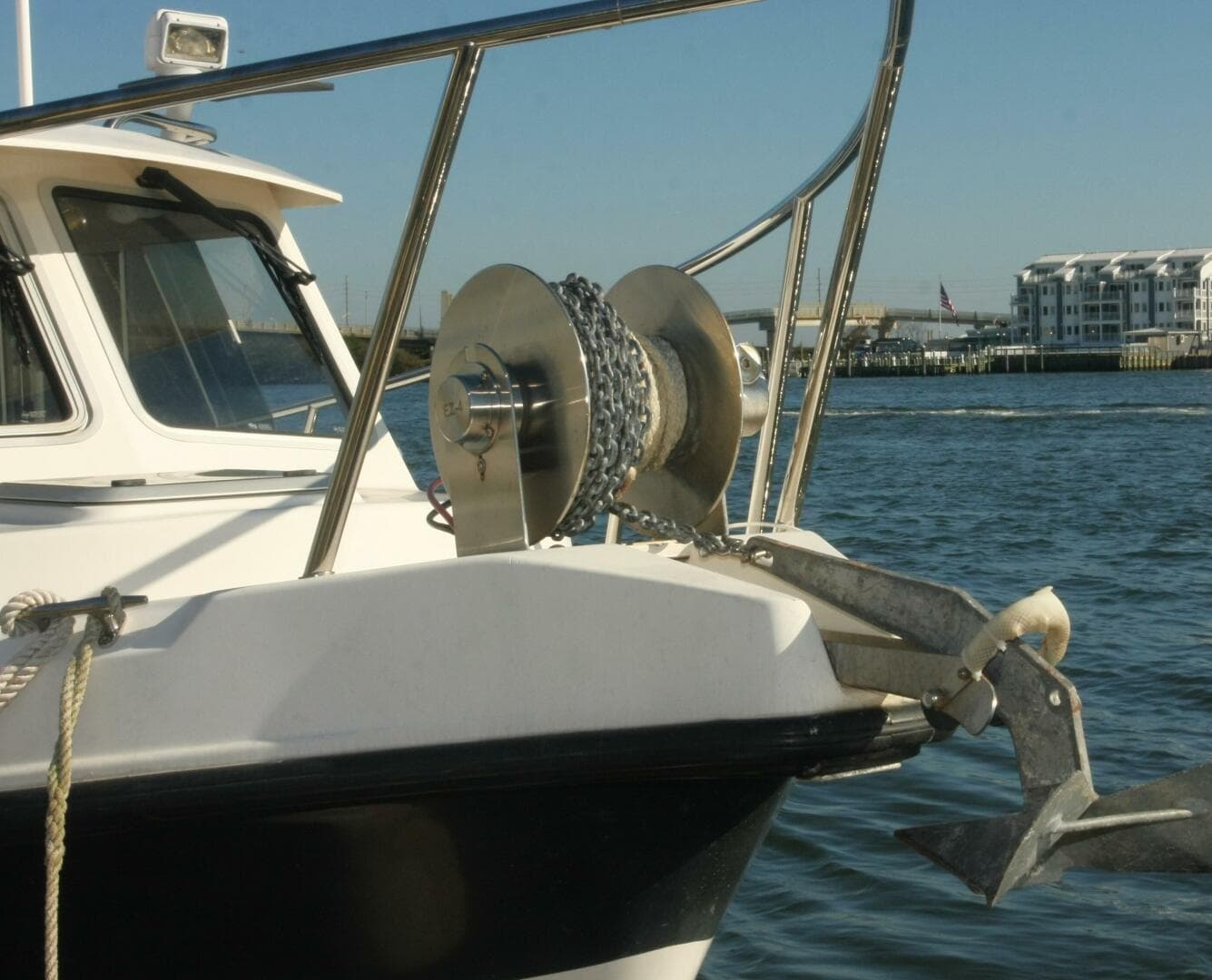 2017 Osprey Pilothouse 30 Fisherman