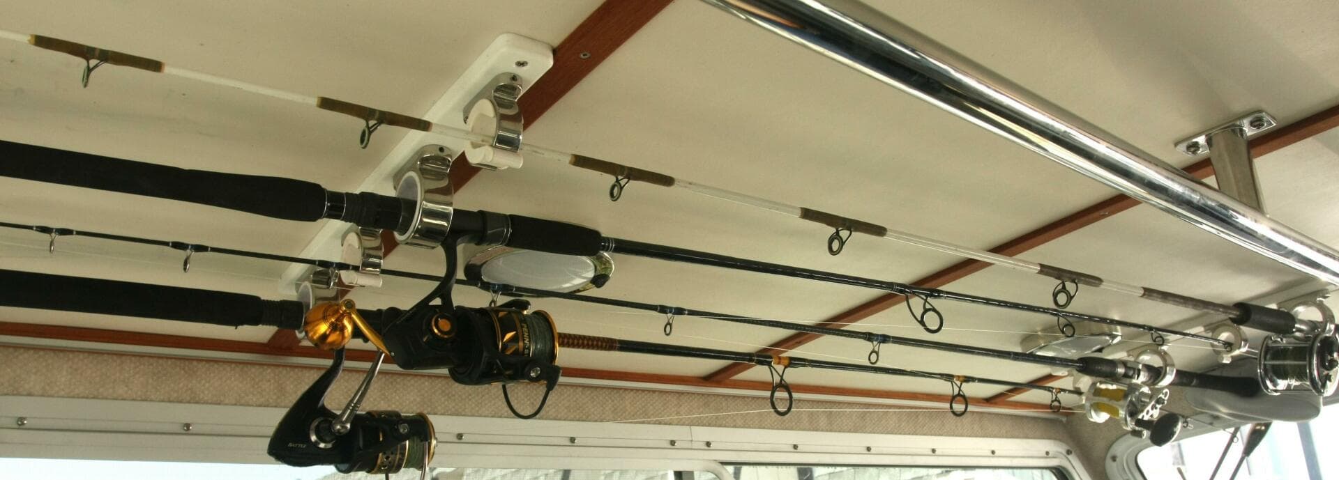 2017 Osprey Pilothouse 30 Fisherman