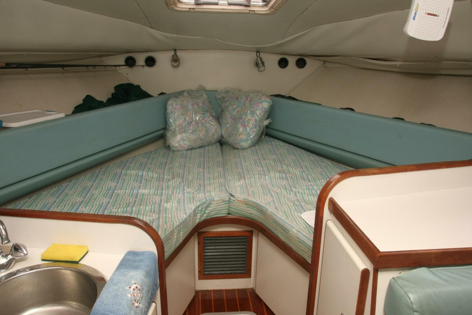 2017 Osprey Pilothouse 30 Fisherman